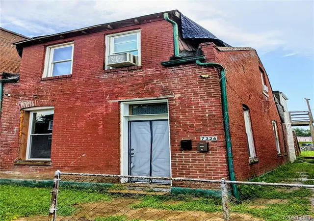 Photo 2 of Multi family home for sale at 7326 Pennsylvania Ave, St Louis, MO 63111 | MLS# MIS26055967 | Listing updated on 2026-08-30