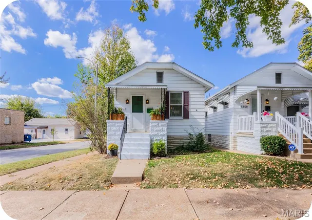 Single family home for sale at 5661 Leona St, Saint Louis, MO 63116 | MLS# MIS26055979