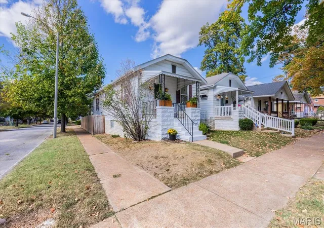 Photo 1 of Single family home for sale at 5661 Leona St, Saint Louis, MO 63116 | MLS# MIS26055979 | Listing updated on 2026-10-21
