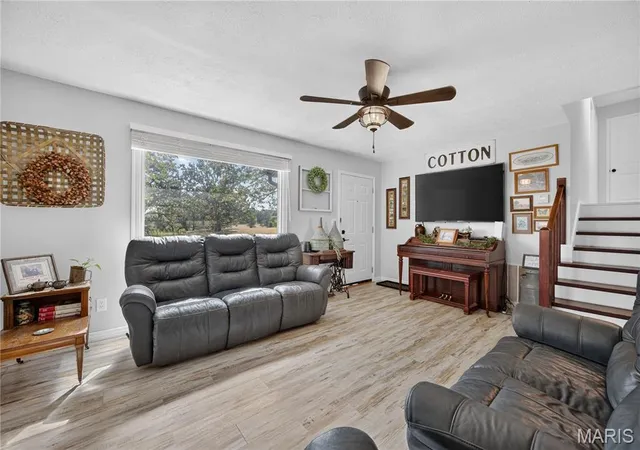 Photo 3 of Single family home for sale at 29223 Pacific Dr, Lebanon, MO 65536 | MLS# MIS26055990 | Listing updated on 2026-08-31