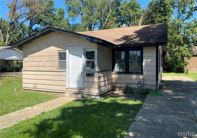 Photo 1 of Single family home for sale at 429 Arthur St, Poplar Bluff, MO 63901 | MLS# MIS26055998 | Listing updated on 2026-08-31
