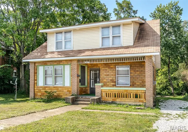 Listing Photo 4 - Condo for sale in building located at 345 E Springfield Ave, Saint Clair, MO 63077