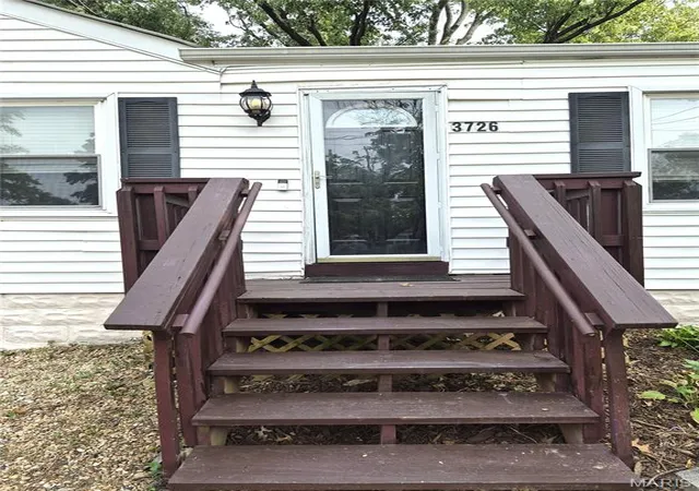 Photo 3 of Single family home for sale at 3726 Raymond Ave, Bridgeton, MO 63044 | MLS# MIS26056025 | Listing updated on 2026-10-19