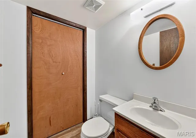 Photo 22 of Single family home for sale at 15 Cherrywood Ct, Saint Peters, MO 63376 | MLS# MIS26056026 | Listing updated on 2026-09-14