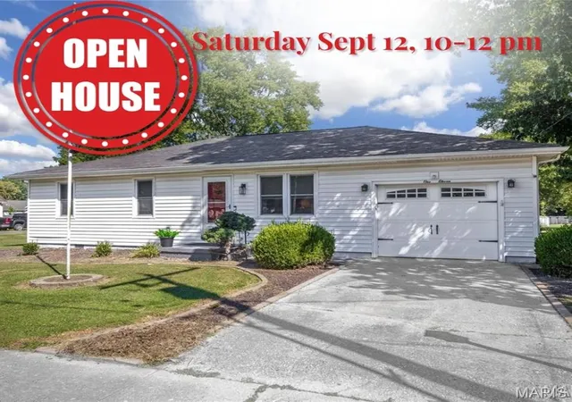 Photo 1 of Single family home for sale at 111 W Linden St, Marine, IL 62061 | MLS# MIS26056032 | Listing updated on 2026-09-13