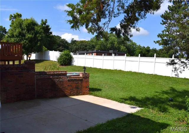 Photo 2 of Single family home for sale at 5661 Chalet Hl Dr, Saint Louis, MO 63129 | MLS# MIS26056035 | Listing updated on 2026-09-01