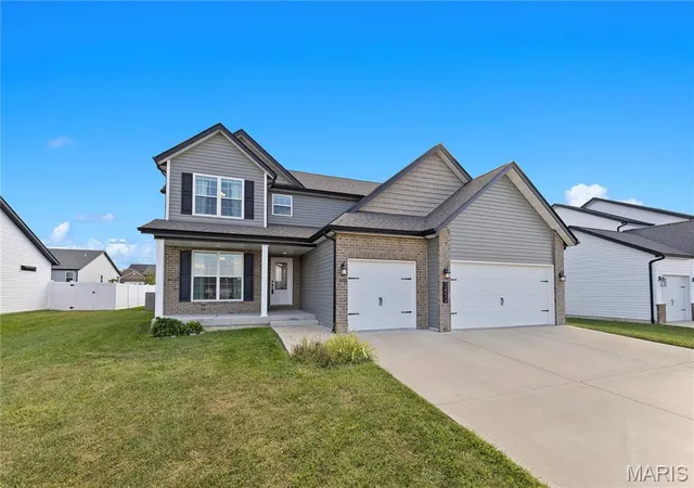 Photo 2 of Single family home for sale at 3452 Dakota Dr, Belleville, IL 62221 | MLS# MIS26056044 | Listing updated on 2026-09-05