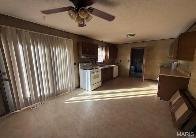 Photo 3 of Single family home for sale at 5836 State Hwy 34, Glenallen, MO 63751 | MLS# MIS26056049 | Listing updated on 2026-10-21