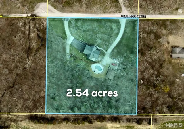 Photo 2 of Sale Pending at 10302 Dellwood Ct, Foristell, MO 63348 | MLS# MIS26056052 | Listing updated on 2026-09-28