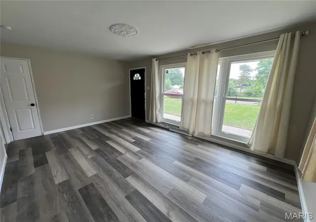 Photo 2 of Single family home for sale at 1201 Senate Dr, Saint Louis, MO 63138 | MLS# MIS26056068 | Listing updated on 2026-09-25