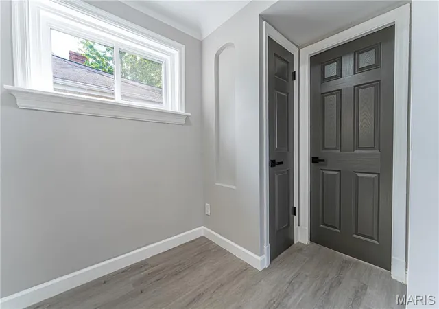 Photo 3 of Single family home for sale at 1284 Sells Ave, Saint Louis, MO 63147 | MLS# MIS26056076 | Listing updated on 2026-09-20