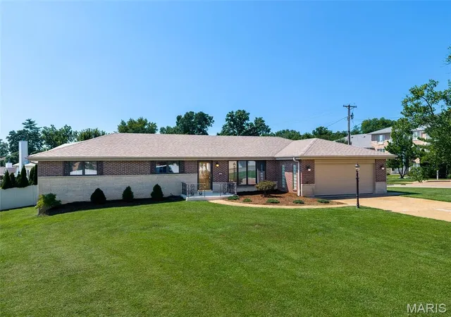 Photo 1 of Single family home for sale at 4456 Butler Hl Rd, Saint Louis, MO 63128 | MLS# MIS26056091 | Listing updated on 2026-09-21