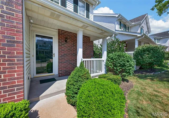 Photo 3 of Single family home for sale at 10427 Tiffany Village Ct, Saint Louis, MO 63123 | MLS# MIS26056111 | Listing updated on 2026-09-14
