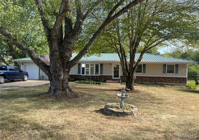 Photo 1 of Single family home for sale at 300 County Rd 5090, Salem, MO 65560 | MLS# MIS26056117 | Listing updated on 2026-09-02