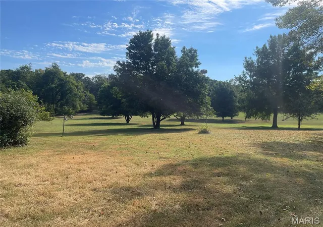Photo 4 of Single family home for sale at 300 County Rd 5090, Salem, MO 65560 | MLS# MIS26056117 | Listing updated on 2026-09-02