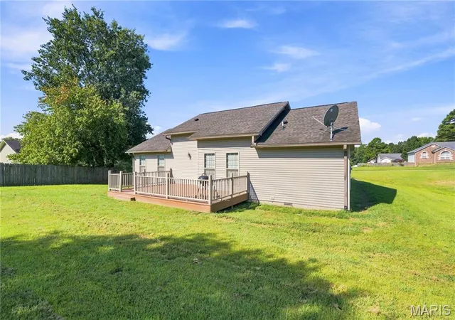 Photo 4 of Single family home for sale at 2037 Tumbleweed Trl, Poplar Bluff, MO 63901 | MLS# MIS26056119 | Listing updated on 2026-09-07