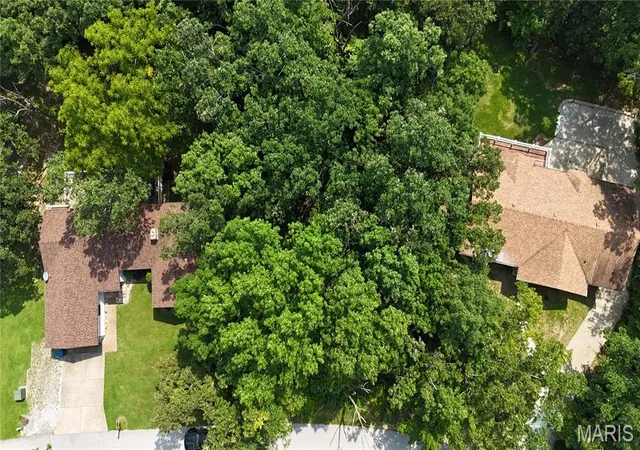 Photo 4 of Land for sale at 9744 Lee Dr, Hillsboro, MO 63050 | MLS# MIS26056150 | Listing updated on 2026-09-02
