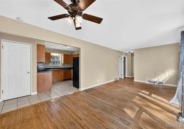 Photo 4 of Single family home for sale at 1229 Olivette Dr, Saint Louis, MO 63132 | MLS# MIS26056170 | Listing updated on 2026-09-19