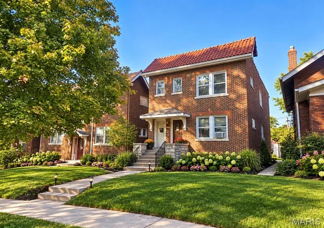 Photo 1 of Multi family home for sale at 3645 Dunnica Ave, Saint Louis, MO 63116 | MLS# MIS26056181 | Listing updated on 2026-10-29