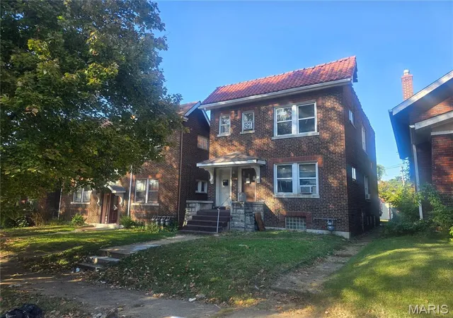 Photo 2 of Multi family home for sale at 3645 Dunnica Ave, Saint Louis, MO 63116 | MLS# MIS26056181 | Listing updated on 2026-10-29