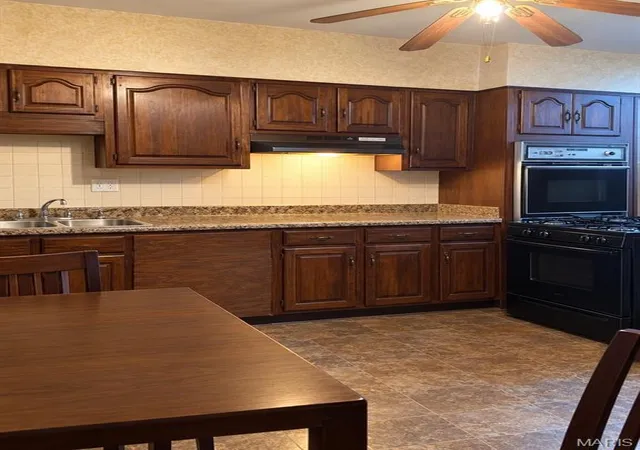 Photo 3 of Multi family home for sale at 3645 Dunnica Ave, Saint Louis, MO 63116 | MLS# MIS26056181 | Listing updated on 2026-10-29