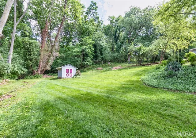 Photo 4 of Single family home for sale at 12505 Weber Hl Rd, Saint Louis, MO 63127 | MLS# MIS26056197 | Listing updated on 2026-09-04