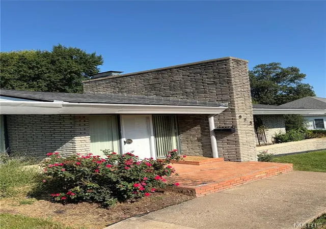 Photo 2 of Single family home for sale at 929 S Jefferson St, Mexico, MO 65265 | MLS# MIS26056205 | Listing updated on 2026-09-29