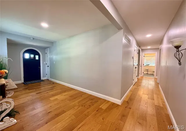 Photo 4 of Single family home for sale at 2000 Old Saint Marys Rd, Perryville, MO 63775 | MLS# MIS26056208 | Listing updated on 2026-09-30