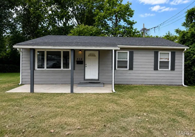 Photo 1 of Single family home for sale at 309 Green St, East Saint Louis, IL 62206 | MLS# MIS26056212 | Listing updated on 2026-09-01