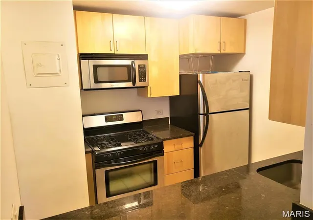 Photo 3 of Condo for sale at 210 N 17th Street #805, Saint Louis, MO 63103 | MLS# MIS26056229 | Listing updated on 2026-08-31