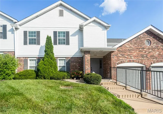 Photo 1 of Condo for sale at 4326 Sunridge Dr #A, Saint Louis, MO 63125 | MLS# MIS26056240 | Listing updated on 2026-10-05