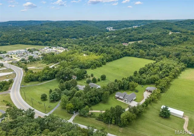 Photo 3 of Land for sale at 3102 Lions Den Rd, Imperial, MO 63052 | MLS# MIS26056242 | Listing updated on 2026-09-15