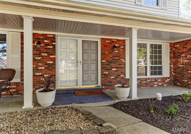 Photo 4 of Single family home for sale at 229 Cole Blvd, Saint Charles, MO 63301 | MLS# MIS26056268 | Listing updated on 2026-09-17