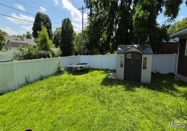 Photo 2 of Single family home for sale at 2622 Pontoon Rd, Granite City, IL 62040 | MLS# MIS26056273 | Listing updated on 2026-09-01