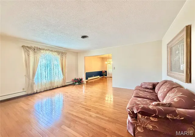 Photo 3 of Single family home for sale at 205 Woodridge Dr, Swansea, IL 62226 | MLS# MIS26056278 | Listing updated on 2026-09-22