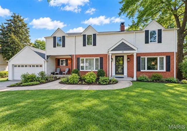 Photo 52 of Single family home for sale at 18 Chaminade Dr, Saint Louis, MO 63141 | MLS# MIS26056286 | Listing updated on 2026-10-05