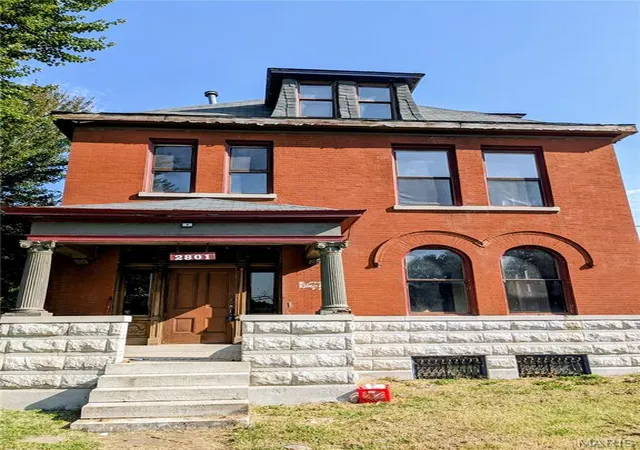 Photo 1 of Single family home for sale at 2801 Itaska St, Saint Louis, MO 63111 | MLS# MIS26056296 | Listing updated on 2026-10-08