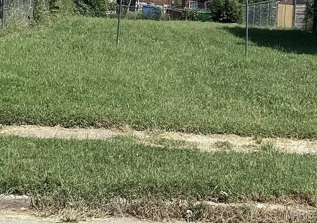 Photo 1 of Land for sale at 3807 Labadie Ave, Saint Louis, MO 63107 | MLS# MIS26056297 | Listing updated on 2026-09-02