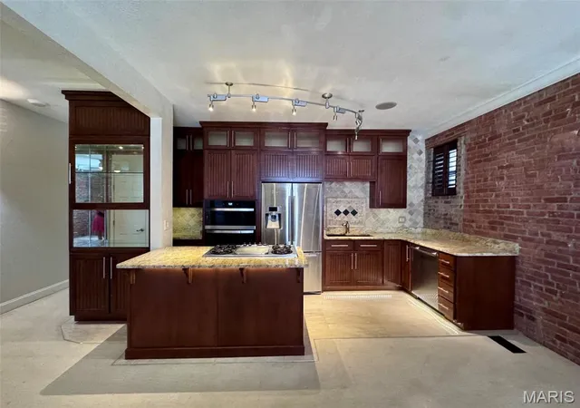Photo 3 of Multi family home for sale at 4736 38 Olive St, Saint Louis, MO 63108 | MLS# MIS26056299 | Listing updated on 2026-10-07