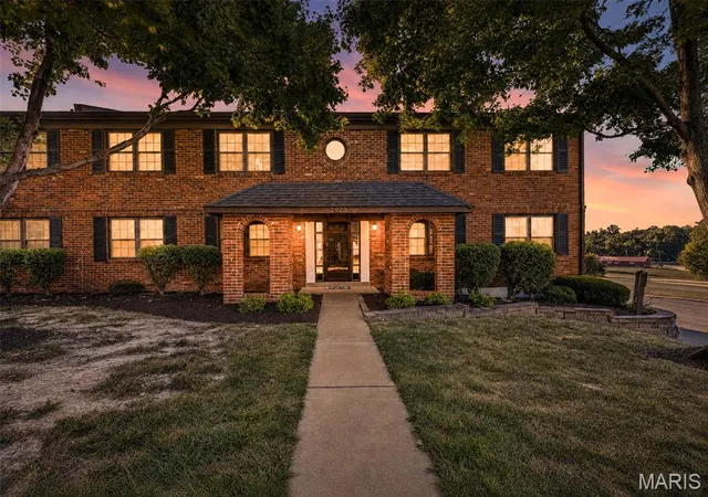 Photo 1 of Condo for sale at 7923 Royal Arms Ct #2, Saint Louis, MO 63123 | MLS# MIS26056301 | Listing updated on 2026-09-08