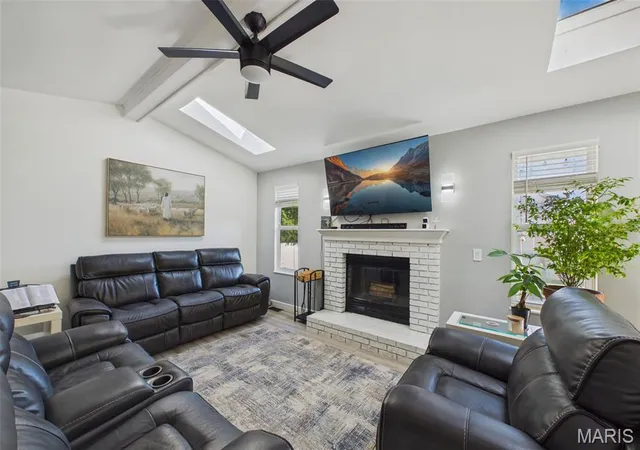 Photo 2 of Single family home for sale at 3249 Windwood Trails Dr, Saint Peters, MO 63303 | MLS# MIS26056311 | Listing updated on 2026-09-06