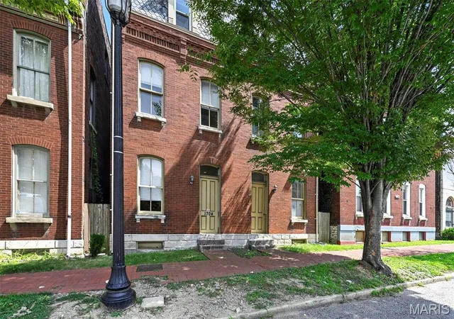 Photo 1 of Multi family home for sale at 1704 S Tucker Blvd, Saint Louis, MO 63104 | MLS# MIS26056318 | Listing updated on 2026-09-14