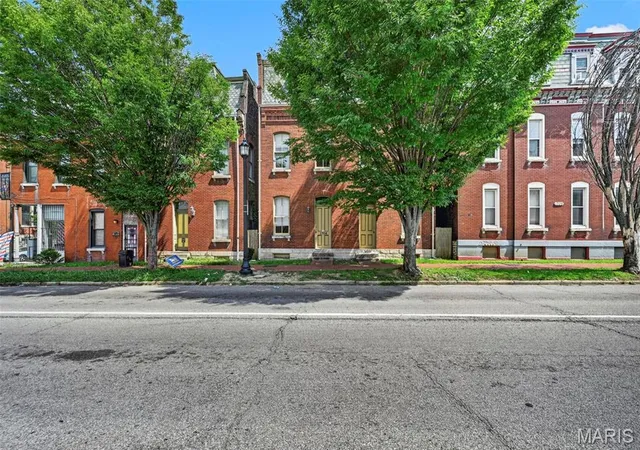 Photo 3 of Multi family home for sale at 1704 S Tucker Blvd, Saint Louis, MO 63104 | MLS# MIS26056318 | Listing updated on 2026-09-14