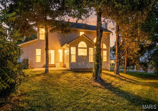 Photo 2 of Single family home for sale at 2012 Archway Dr, Wentzville, MO 63385 | MLS# MIS26056326 | Listing updated on 2026-09-05