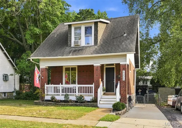 Photo 1 of Sale Pending at 6226 Reber Pl, Saint Louis, MO 63139 | MLS# MIS26056327 | Listing updated on 2026-09-15