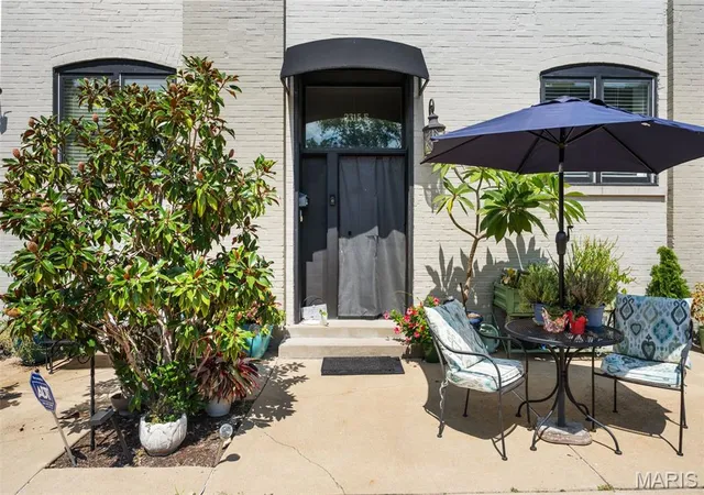 Photo 3 of Multi family home for sale at 2315 Tennessee Ave, Saint Louis, MO 63104 | MLS# MIS26056328 | Listing updated on 2026-09-16