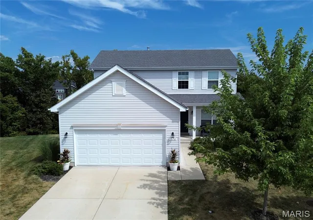 Single family home for sale at 526 Golden Leaf Ct, Lake Saint Louis, MO 63367 | MLS# MIS26056335