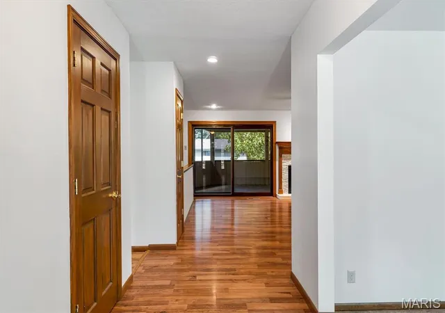 Photo 4 of Single family home for sale at 605 Forrester Dr, Manchester, MO 63011 | MLS# MIS26056353 | Listing updated on 2026-09-16