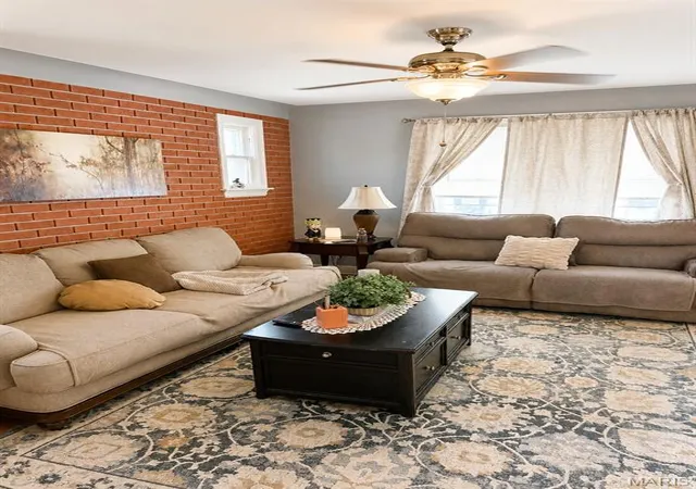 Photo 3 of Single family home for sale at 227 W Loretta Ave, Saint Louis, MO 63125 | MLS# MIS26056357 | Listing updated on 2026-10-26