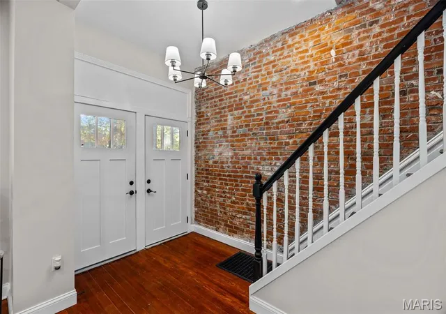 Photo 3 of Single family home for sale at 5343 Arsenal St, Saint Louis, MO 63139 | MLS# MIS26056358 | Listing updated on 2026-10-26
